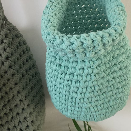 crochet hanging baskets by looping home