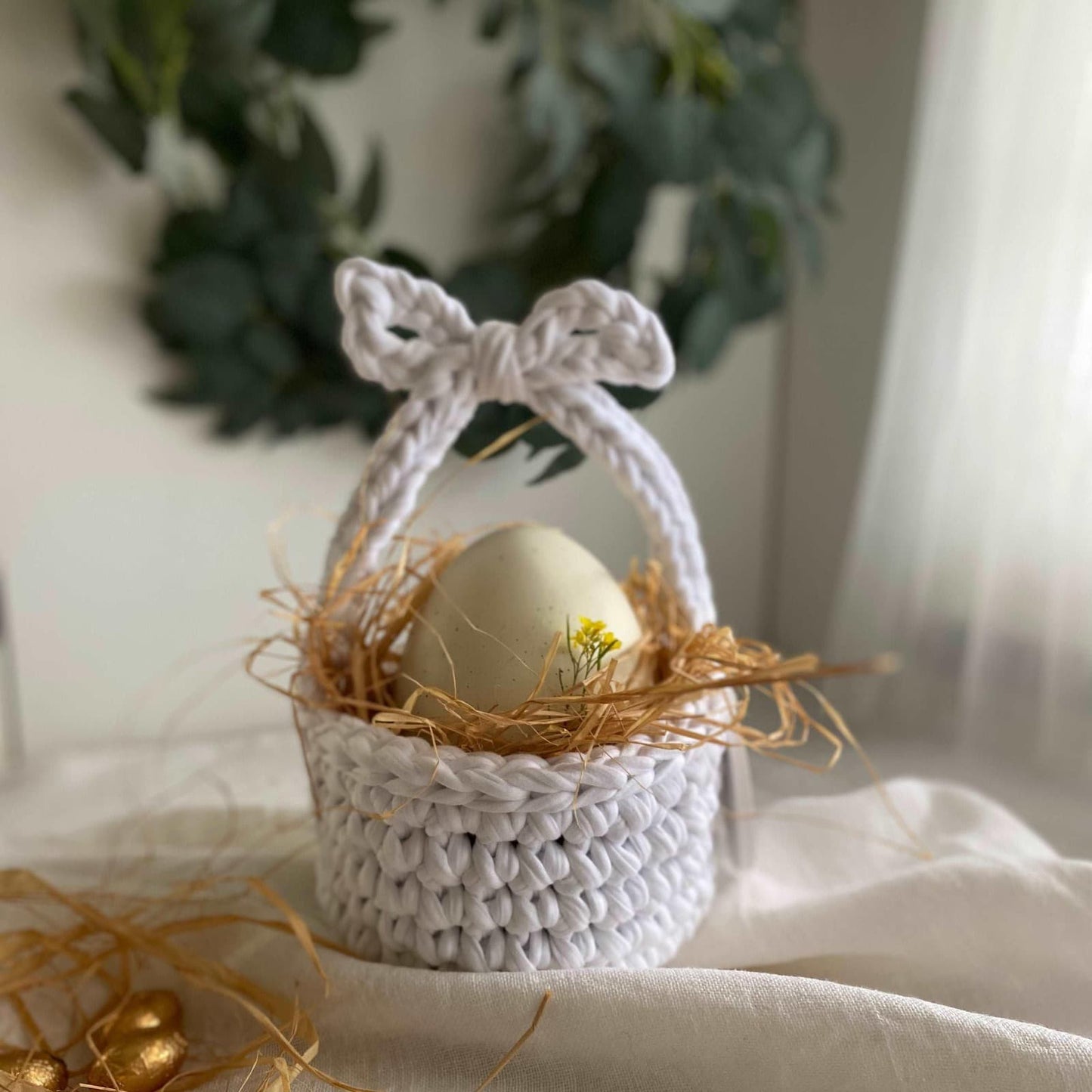 Crochet Easter Basket - Eggs Basket for Easter - Looping Home