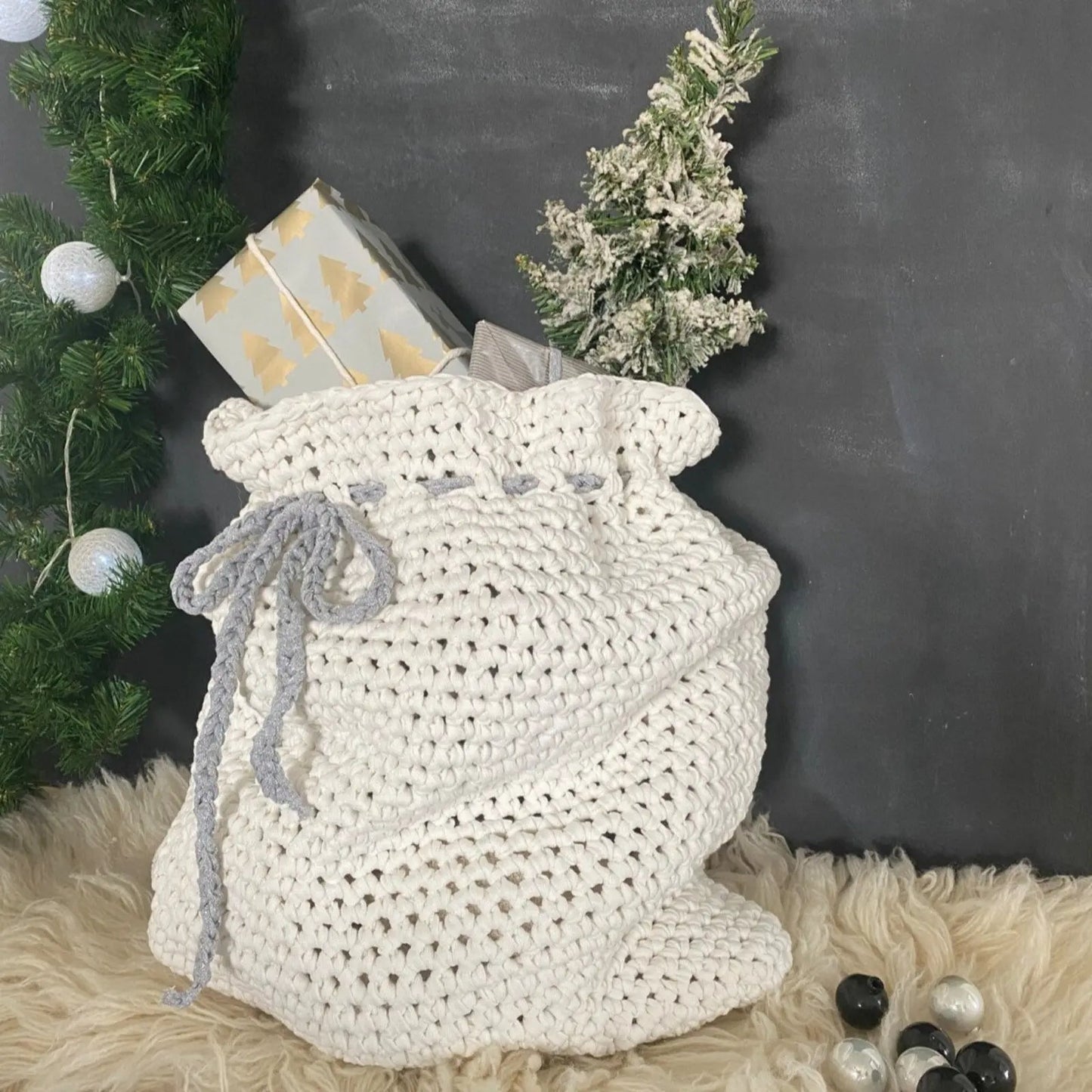 Knitted Christmas Bag - Christmas Home Decor - Looping Home