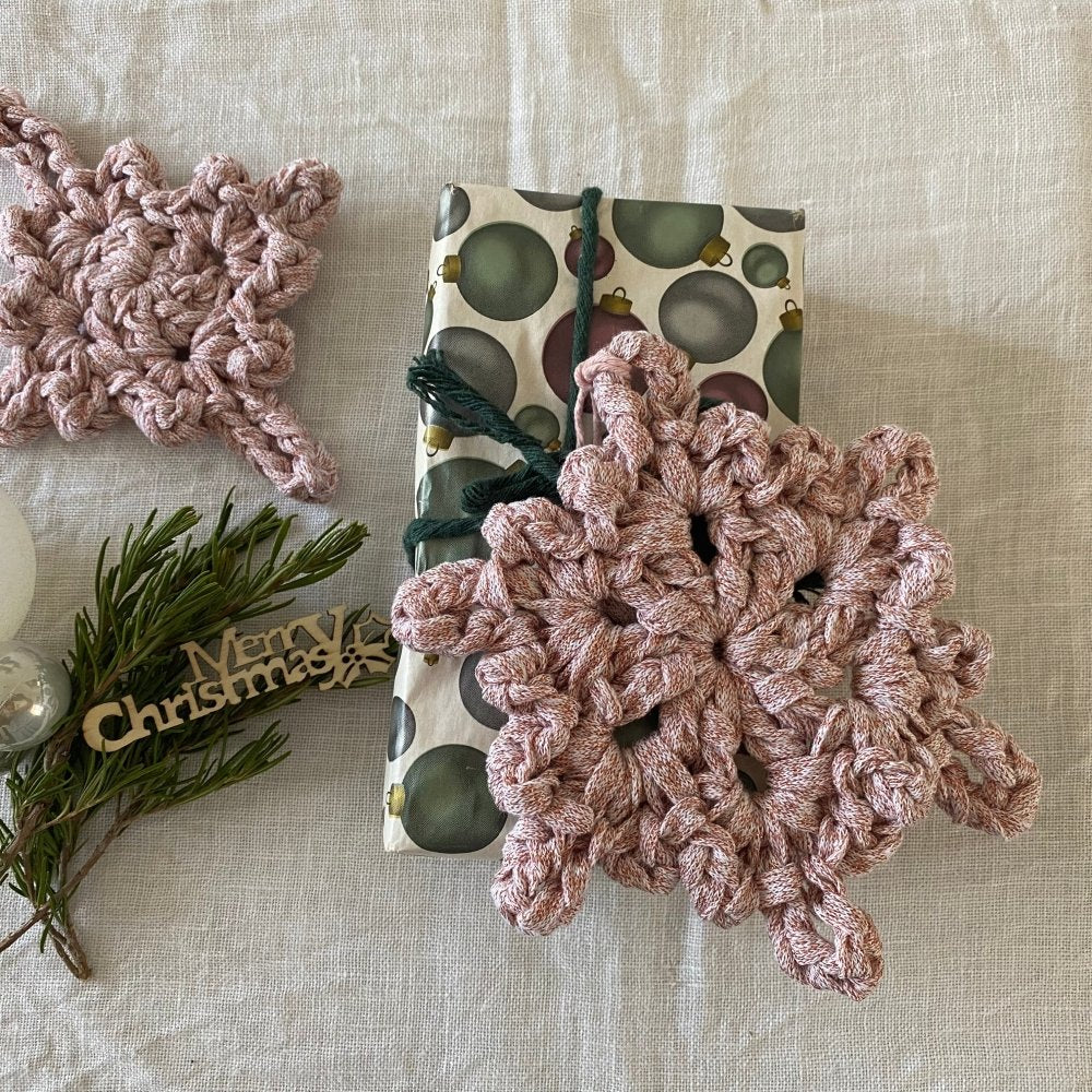 Rose Gold Snowflake Christmas Ornament Set - Looping Home