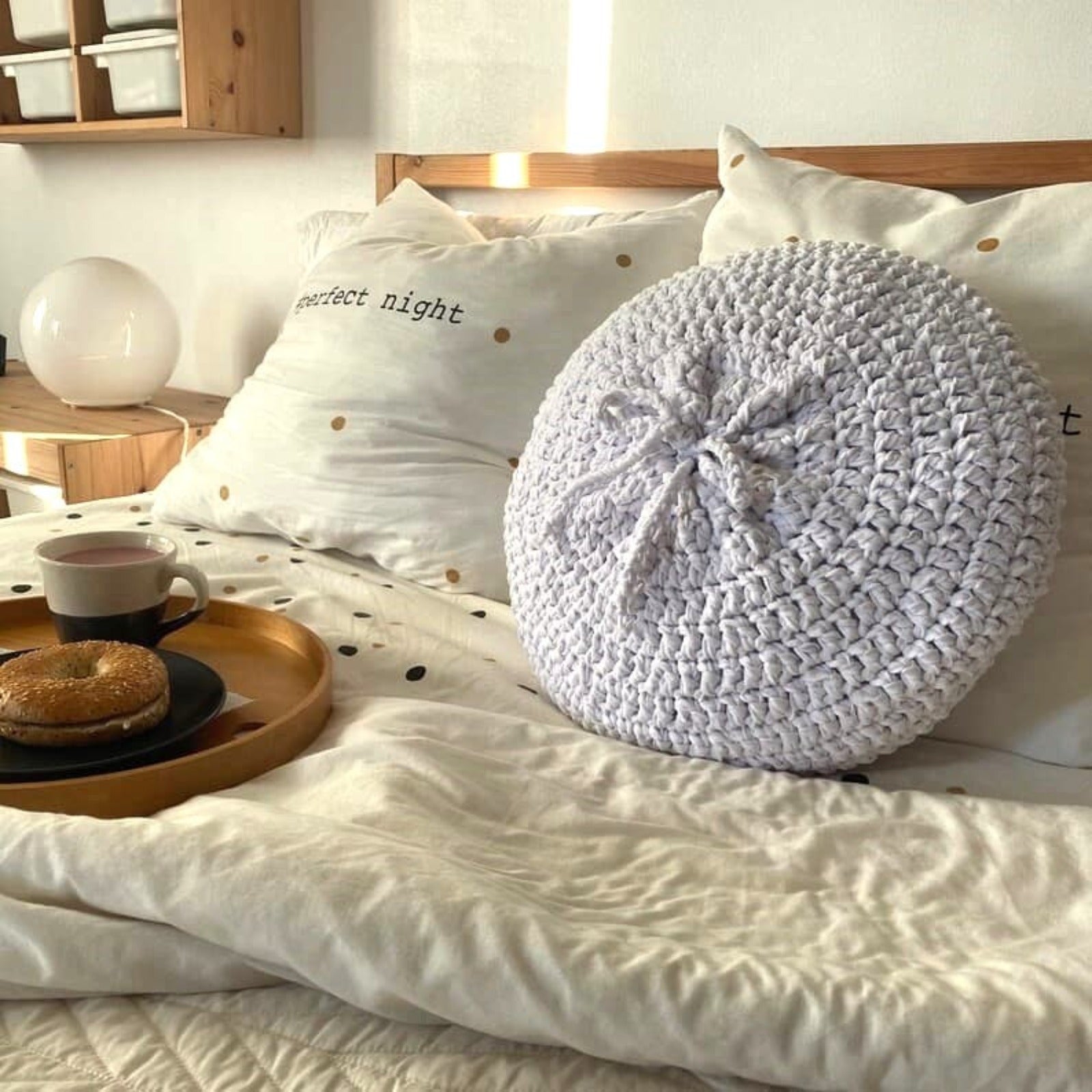 Round Crochet Pillowcase | Pure White - Looping Home