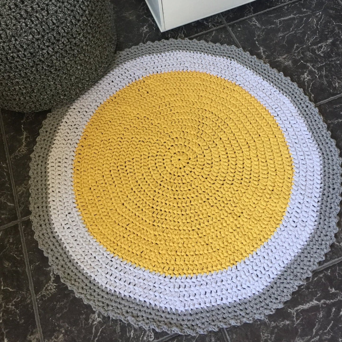 Yellow Crochet Round Rug, Washable Floor Rug Mat - Looping Home