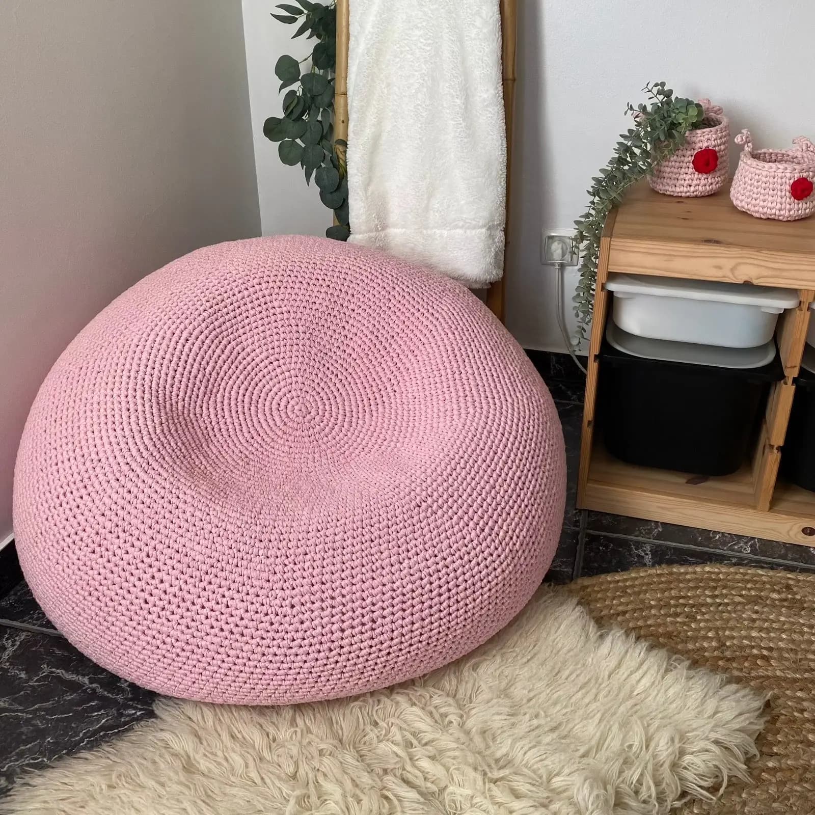 Extra Large Round Bean Bag Chair | Light Pink - Looping Home