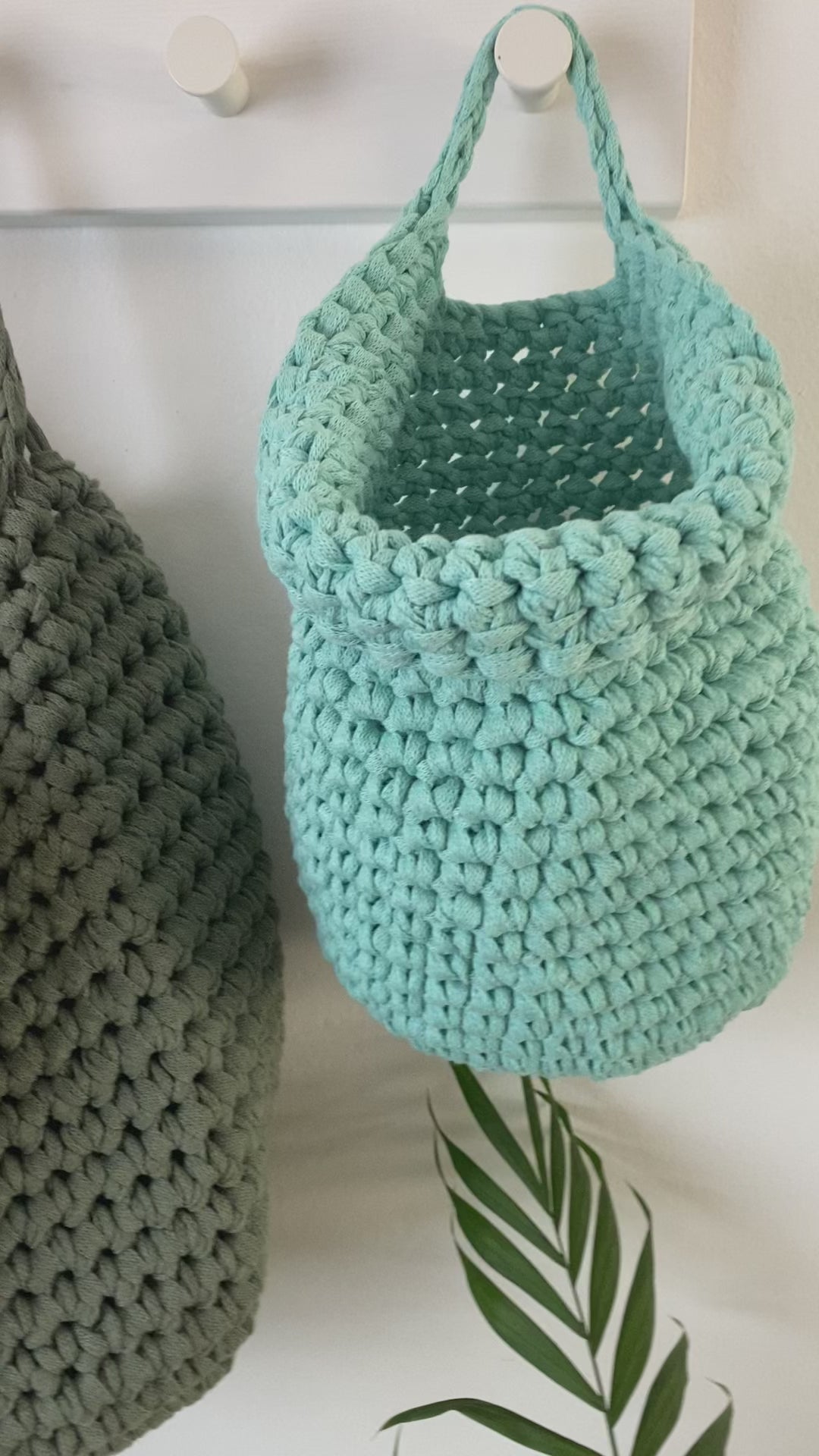 crochet hanging baskets by looping home