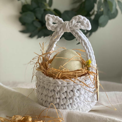 Crochet Easter Basket - Eggs Basket for Easter - Looping Home