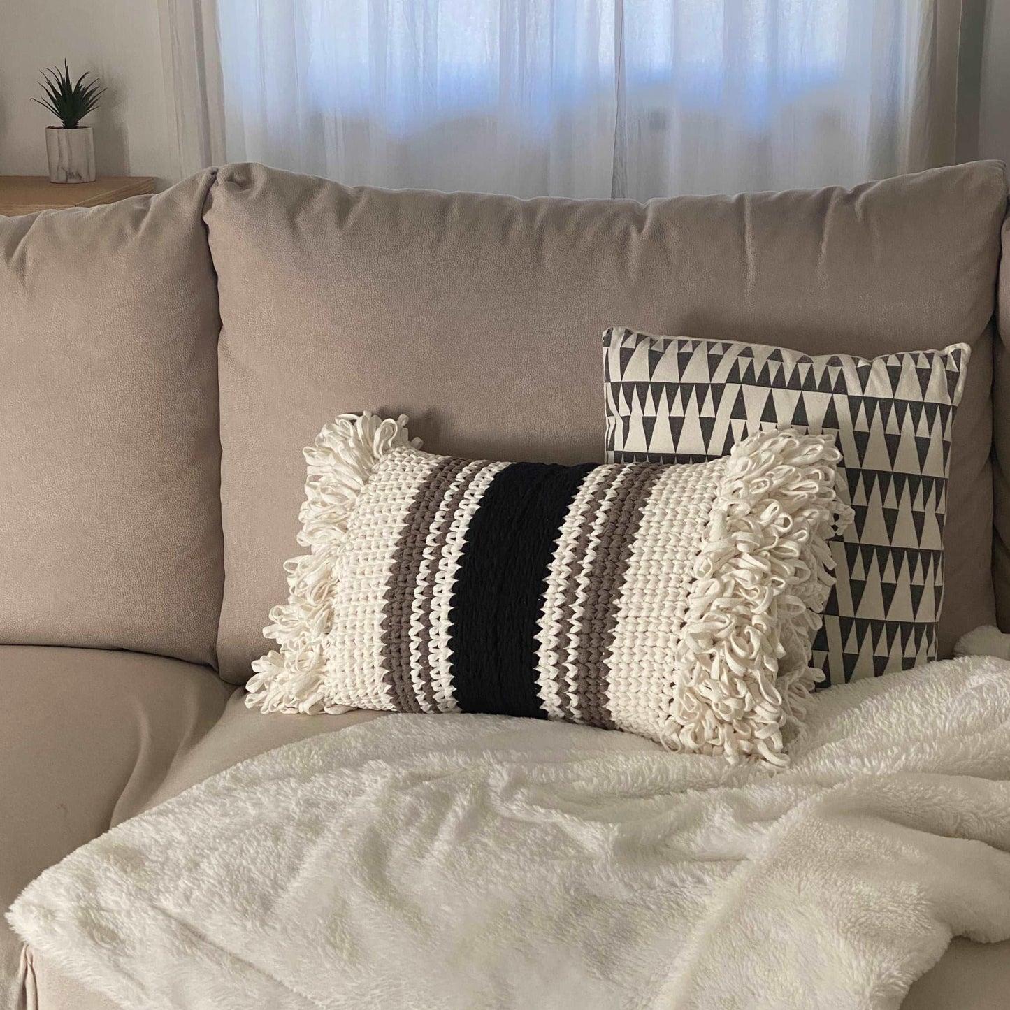 Modern Boho Knitted Pillowcase - Looping Home