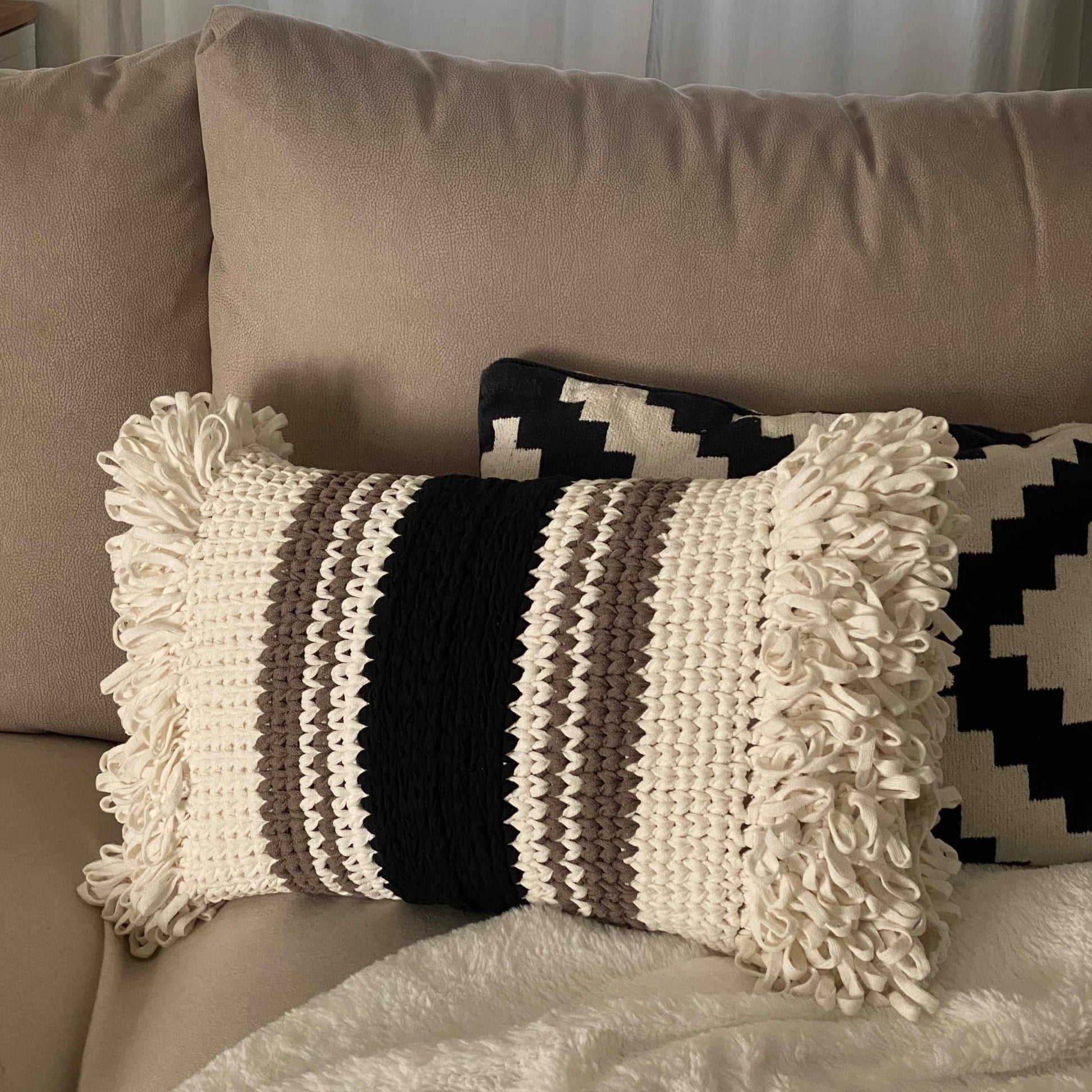 Modern Boho Knitted Pillowcase - Looping Home