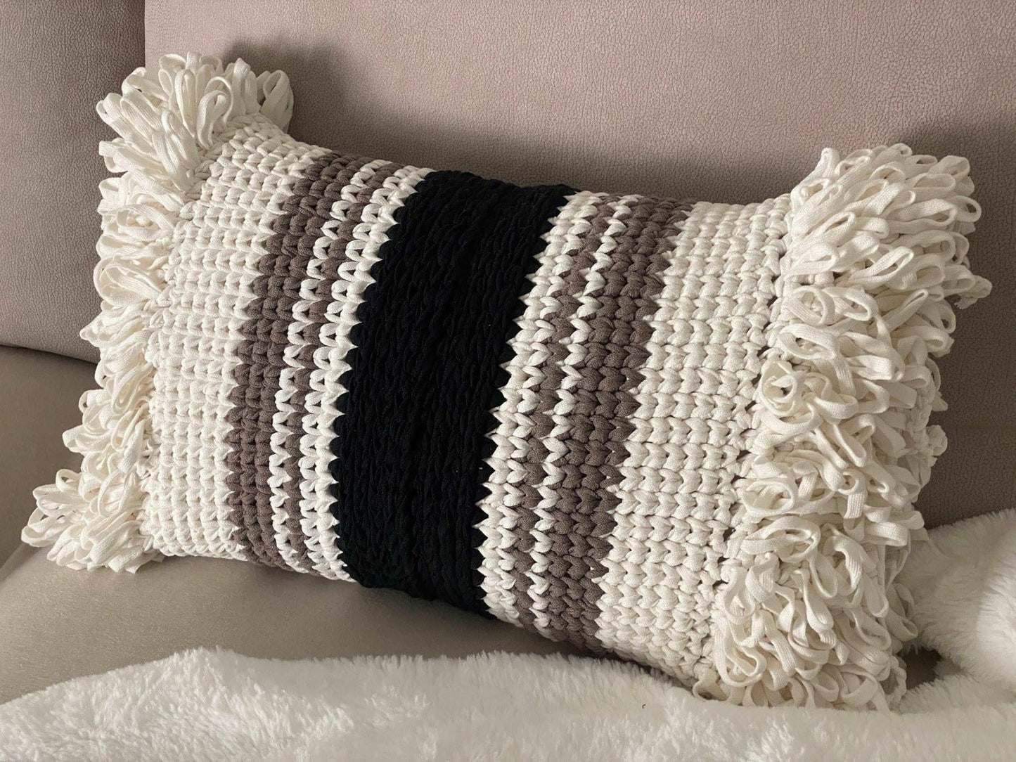 Modern Boho Knitted Pillowcase - Looping Home