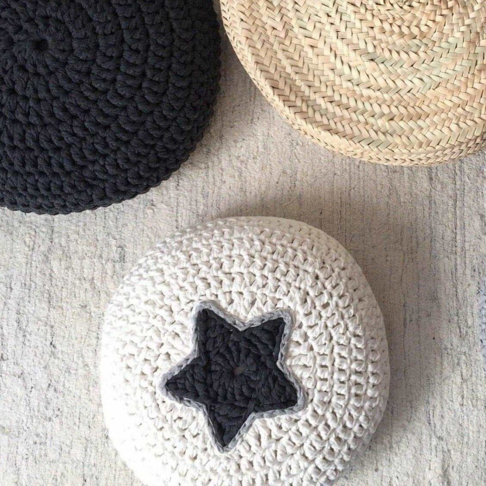 Round Crochet Pillow | Light Beige and burgundy Star Design - Looping Home